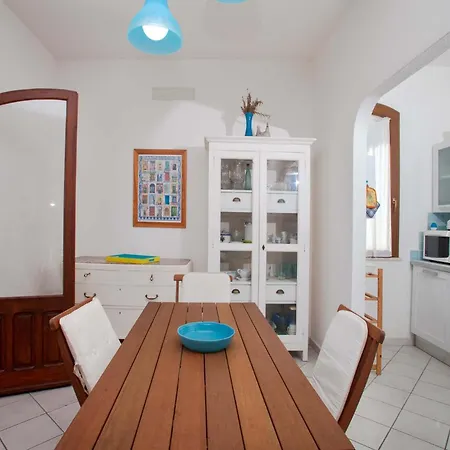 Apartment Quadrilocale Laura *