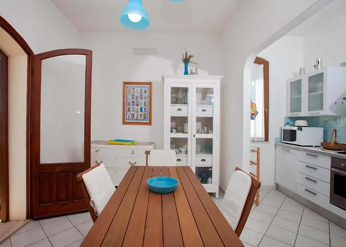 Apartament Quadrilocale Laura *
