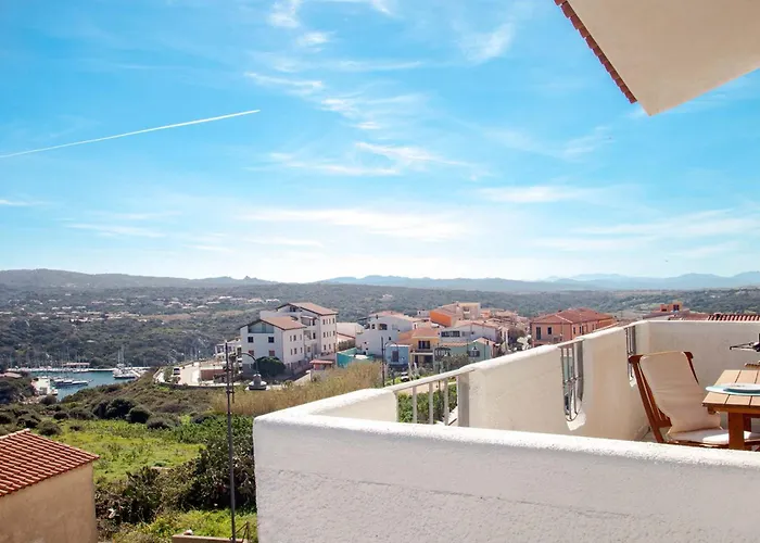 Apartament Quadrilocale Laura *